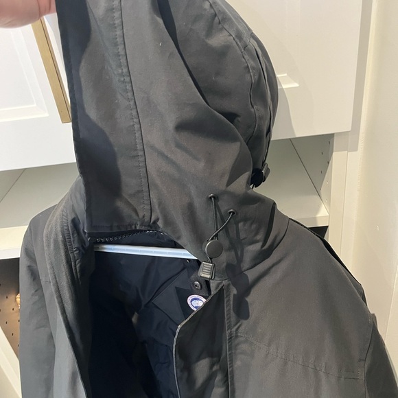 Small Men’s Canada Goose GARIBALDI PARKA - Picture 6 of 12